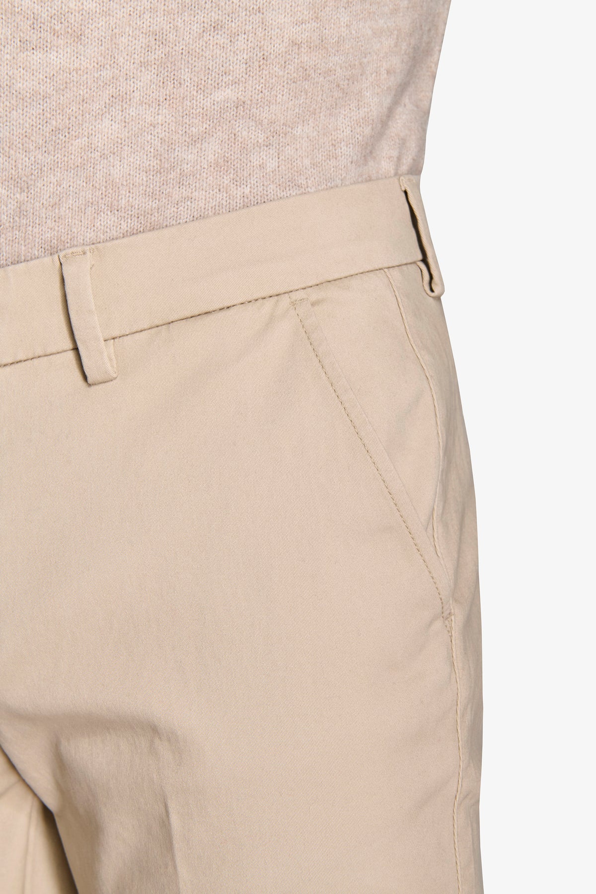 Pantaloni chino gabardina gesso-Dan John