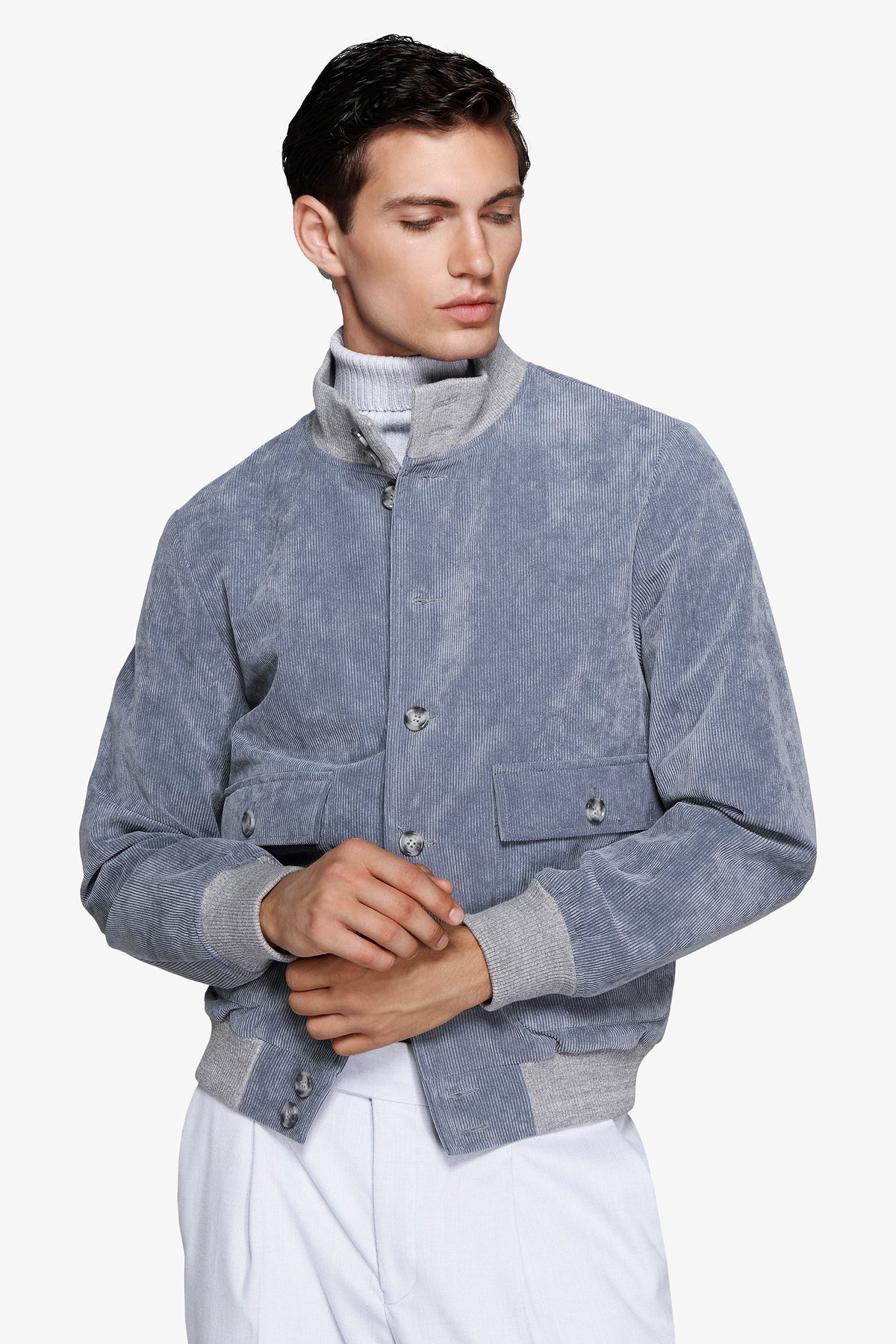 Blouson aviateur en velours côtelé couleur bleu pastel