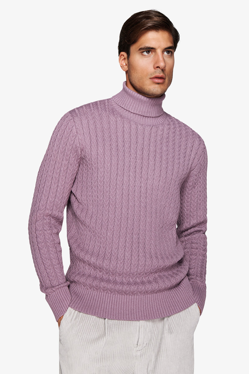 Maglia dolcevita a trecce cipolla