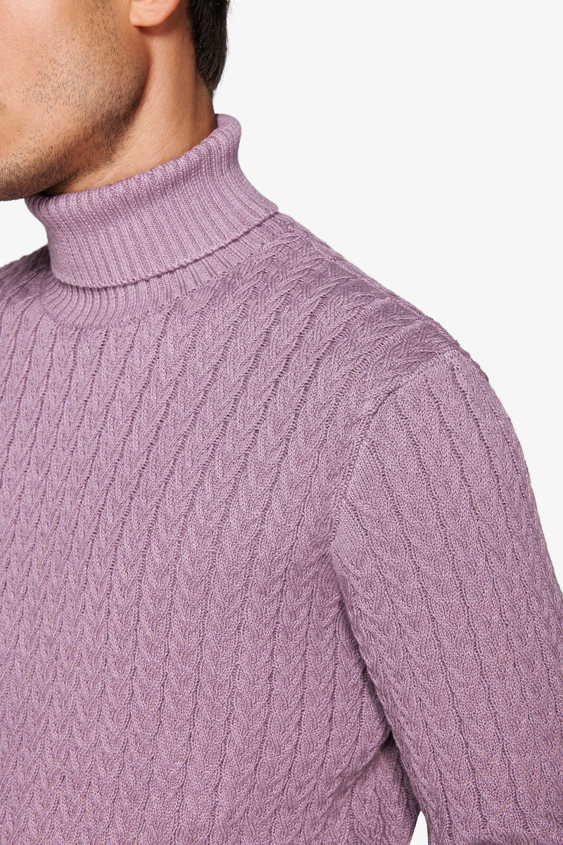 Maglia dolcevita a trecce cipolla