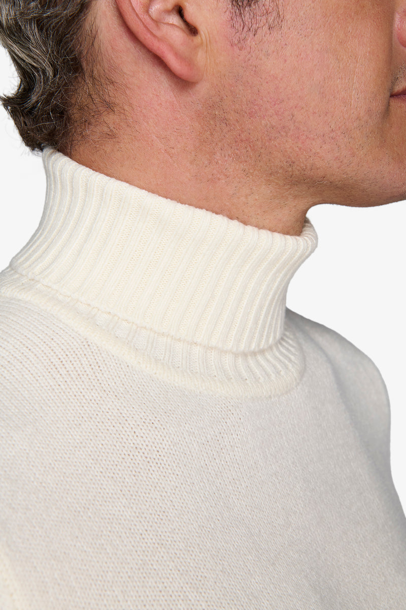 Pull à col roulé crème effet lambswool