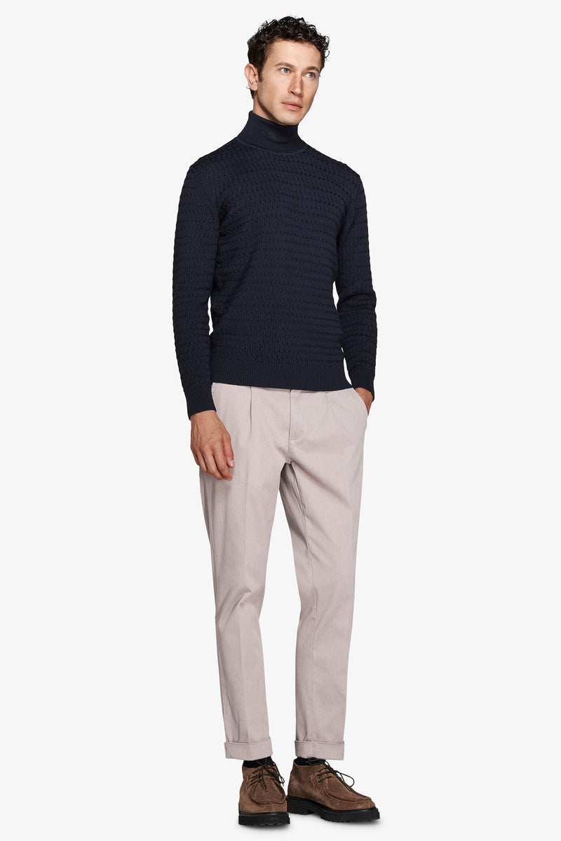 Maglia dolcevita a treccina blu