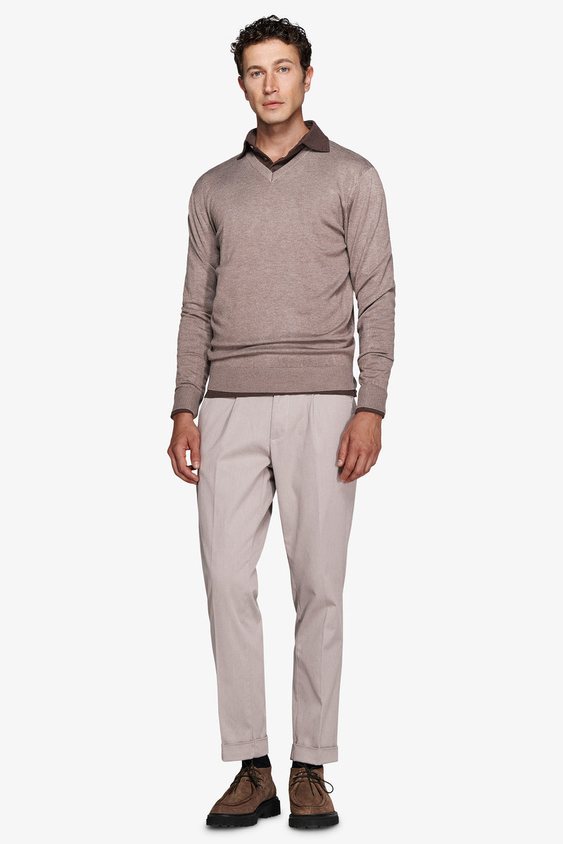 Maglia scollo a V tortora