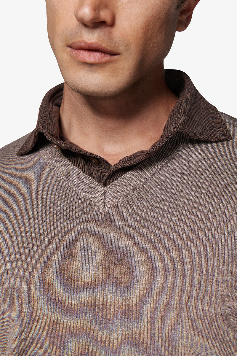 Maglia scollo a V tortora