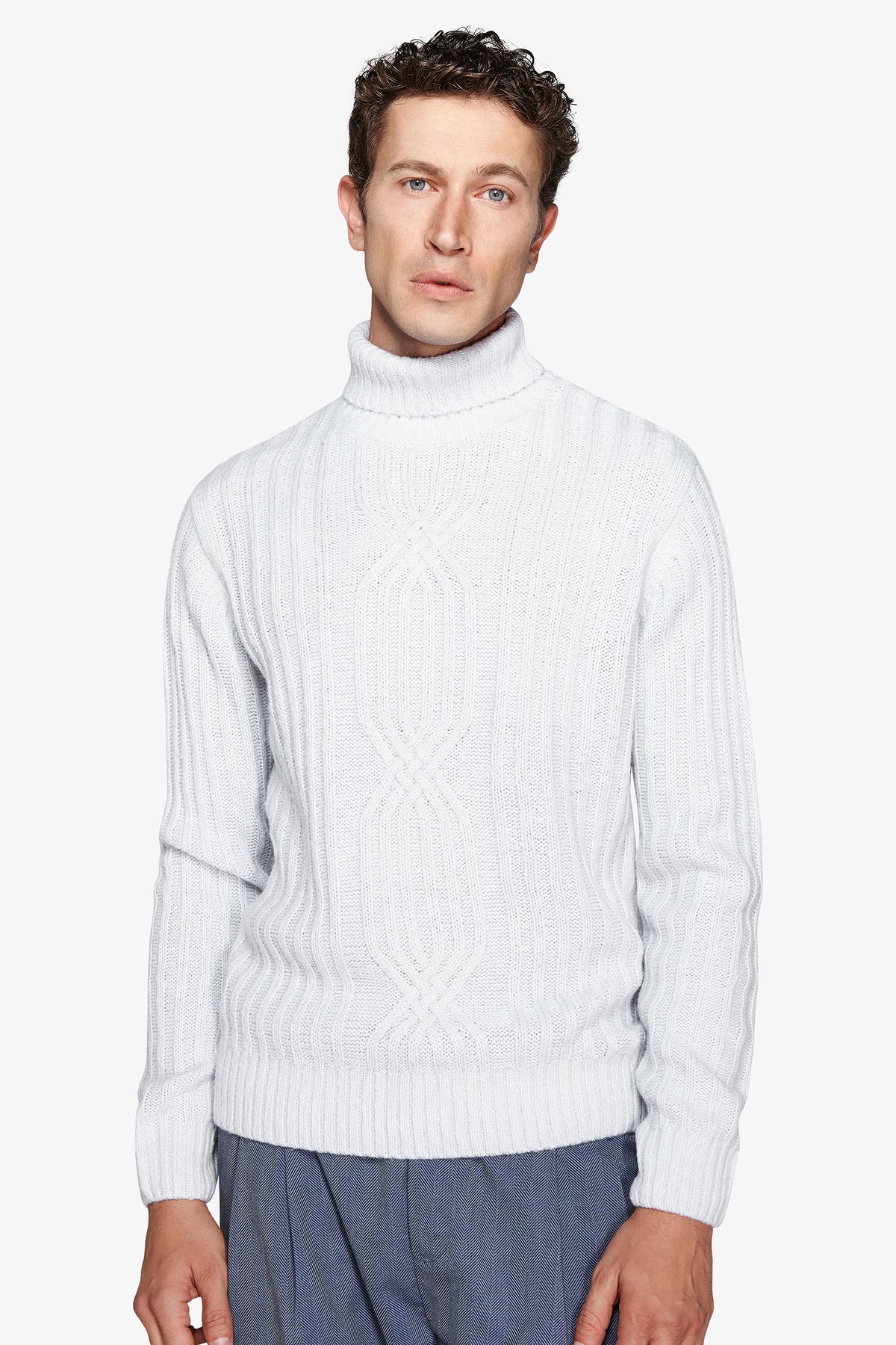 Maglia dolcevita a coste celeste