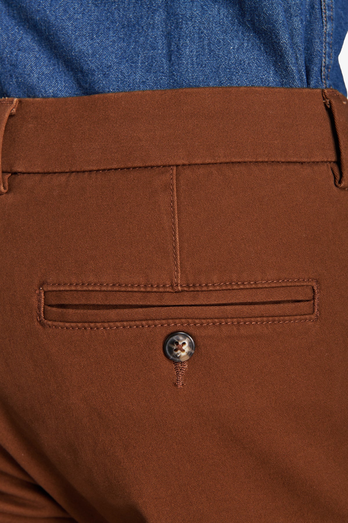 Pantaloni chino gabardina cammello