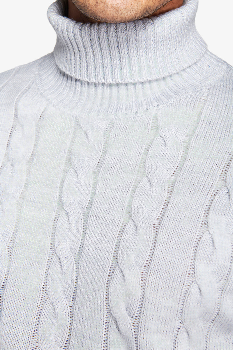 Pull à col roulé torsadé gris clair