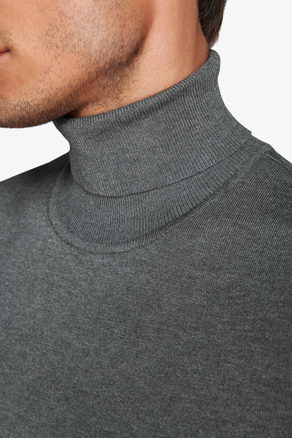 Maglia dolcevita basic verde