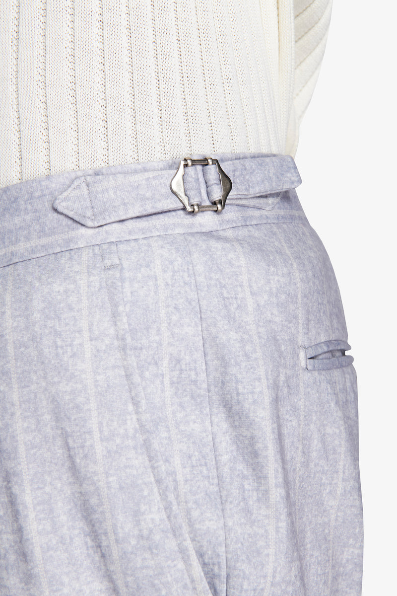 Pantaloni gessati celesti