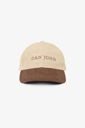 Cappello con visiera e ricamo beige-Dan John