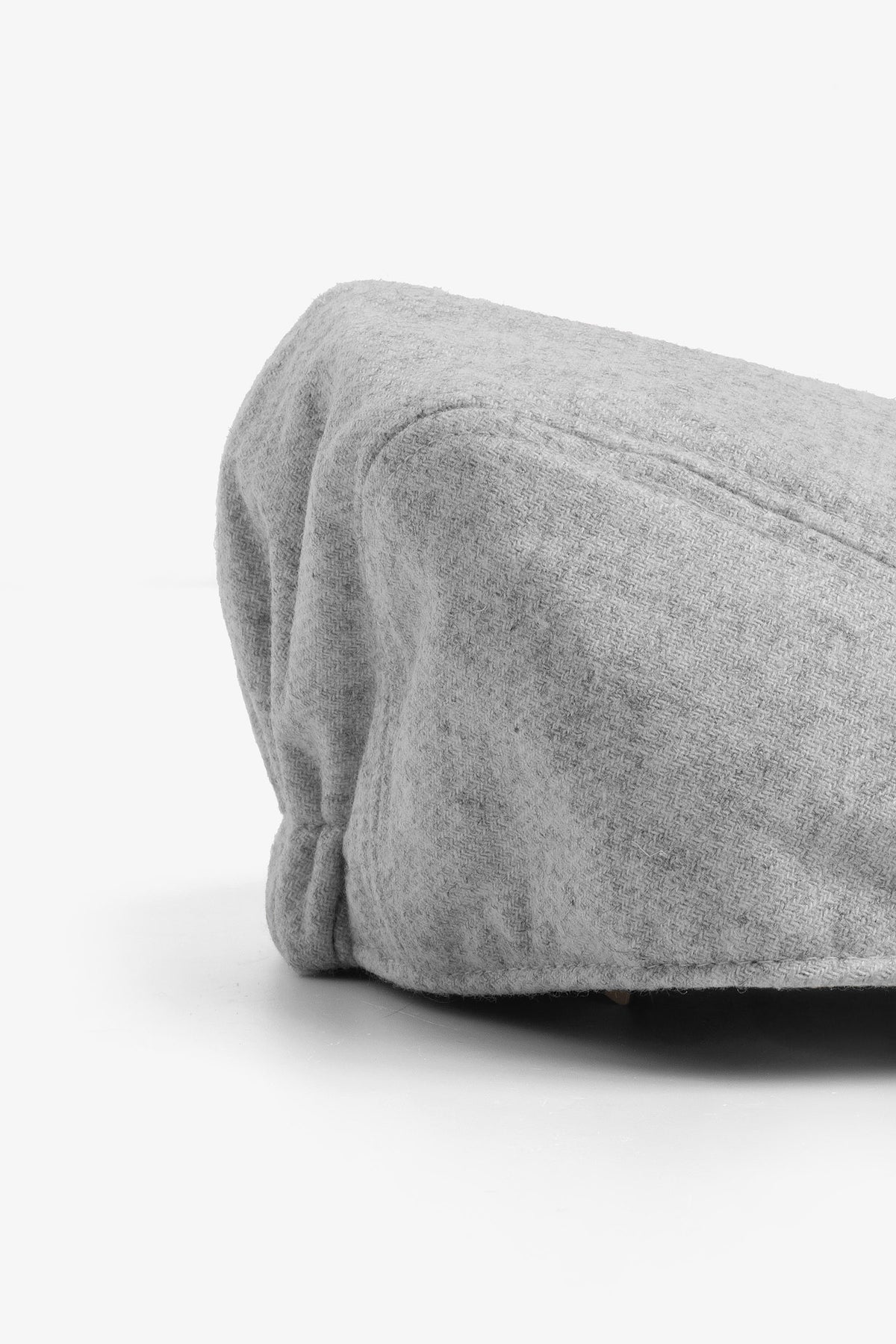 Coppola effetto flanella grigia