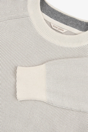 Pull ras-du-cou côtelé, vanisé crème.